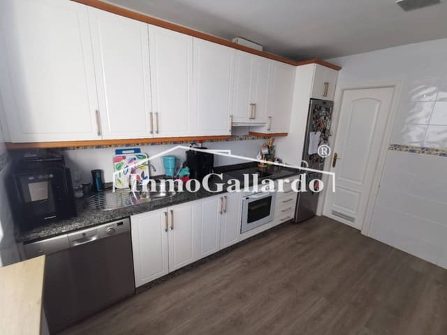 3 soveværelse Rækkehus til salg i Rincón de la Victoria med swimmingpool garage - € 450.000 (Ref: 8920931)