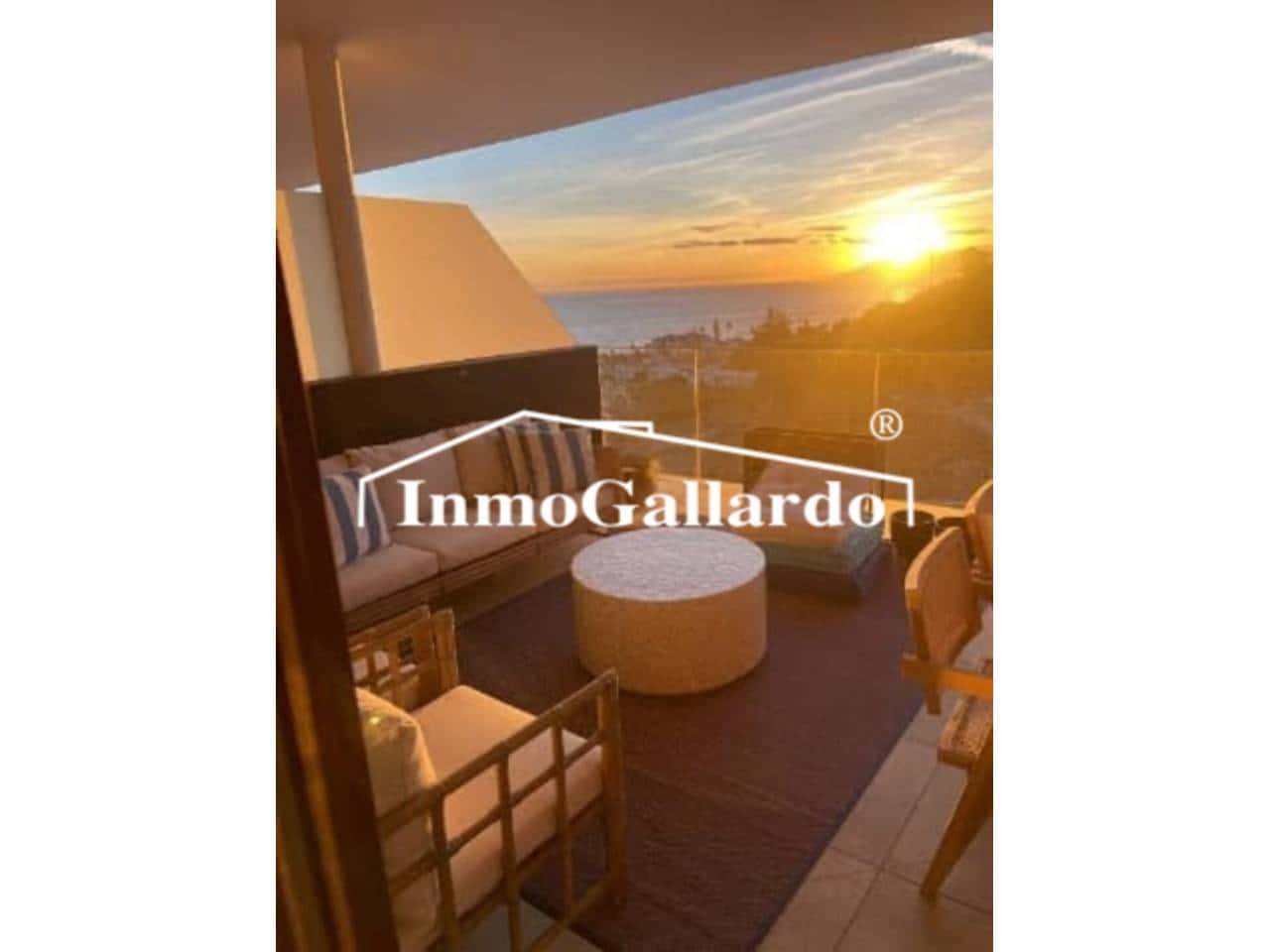 Piso de 3 habitaciones en Rincón de la Victoria en venta con piscina garaje - 579.000 € (Ref: 8941038)