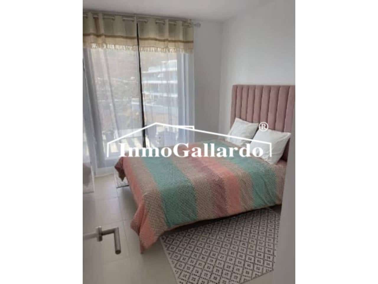 Piso de 3 habitaciones en Rincón de la Victoria en venta con piscina garaje - 579.000 € (Ref: 8941038)