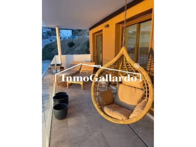 Piso de 3 habitaciones en Rincón de la Victoria en venta con piscina garaje - 579.000 € (Ref: 8941038)