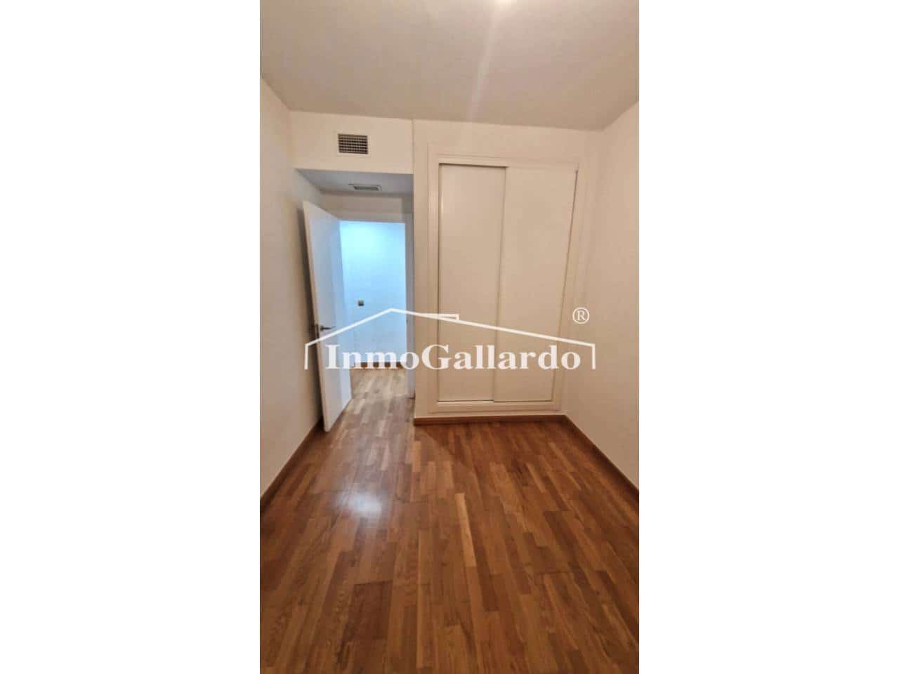 3 sypialnia Mieszkanie na sprzedaż w Torre de Benagalbon z basenem - 398 000 € (Ref: 8942600)