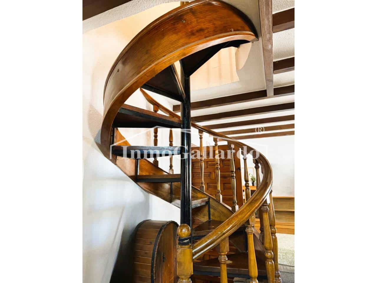 4 sypialnia Dom na sprzedaż w Miasto Malaga z basenem garażem - 1 024 400 € (Ref: 8948396)