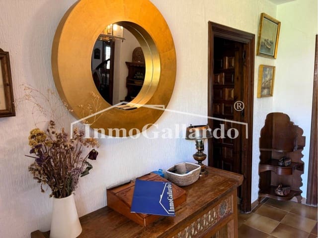 4 makuuhuone Omakotitalo myytävänä paikassa Pinares de San Antón, Málaga kaupunki mukana uima-altaan 
autotalli - 1 024 400 € (Ref: 8948396)