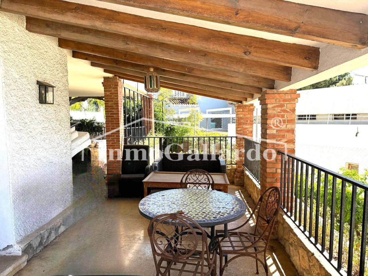 4 sypialnia Dom na sprzedaż w Miasto Malaga z basenem garażem - 1 024 400 € (Ref: 8948396)