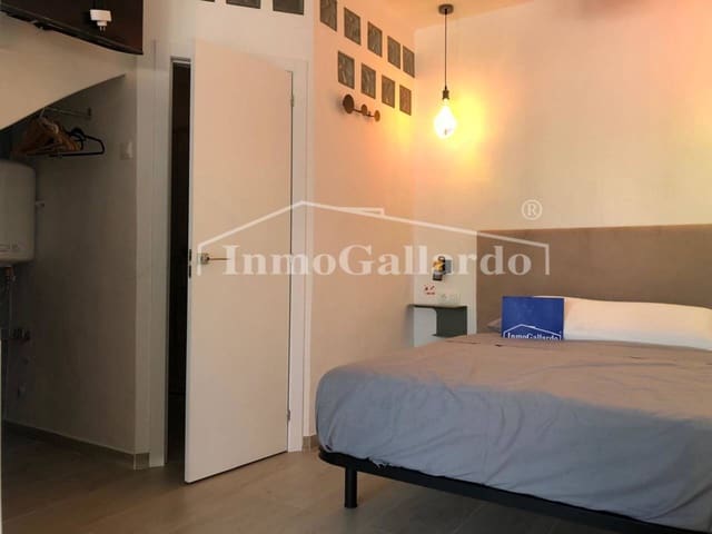 1 quarto Estúdio para arrendar em Pedregalejo, Málaga cidade - 800 € (Ref: 8952399)