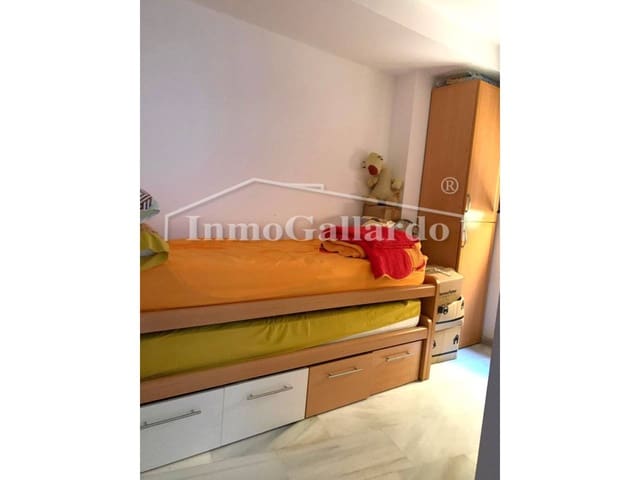 2 bedroom Flat for rent in Torre de Benagalbon, Rincón de la Victoria - € 900 (Ref: 8987872)