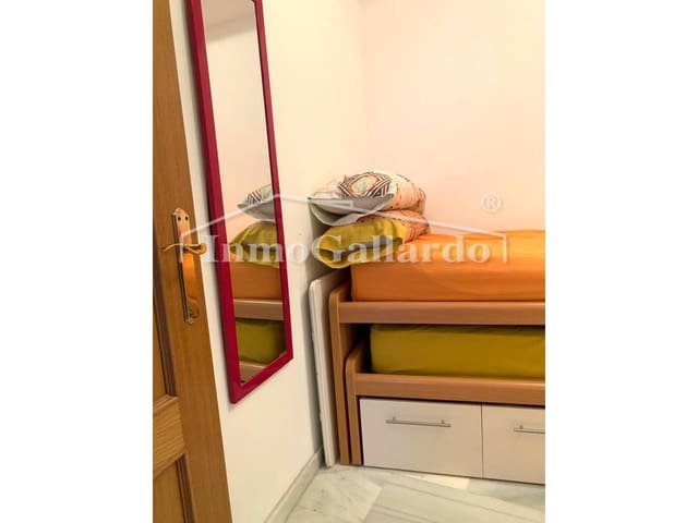 2 bedroom Flat for rent in Torre de Benagalbon, Rincón de la Victoria - € 900 (Ref: 8987872)