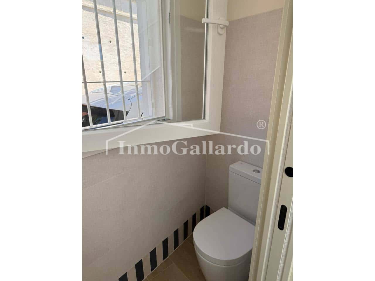 Apartamento de 2 habitaciones en Málaga ciudad en venta - 880.000 € (Ref: 8993463)