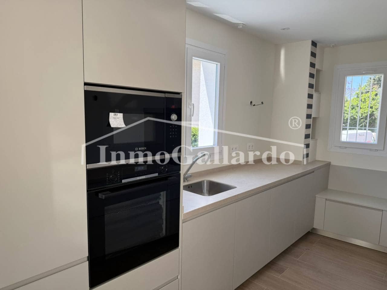 Apartamento de 2 habitaciones en Málaga ciudad en venta - 880.000 € (Ref: 8993463)