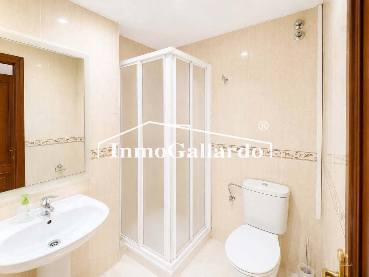 3 soverom Leilighet til salgs i Anoreta med svømmebasseng garasje - € 299 900 (Ref: 8998145)