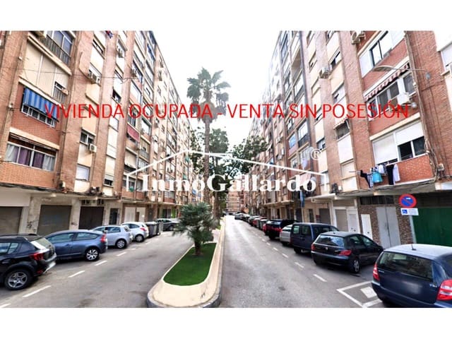 3 soveværelse Lejlighed til salg i Málaga by - € 190.000 (Ref: 9013713)