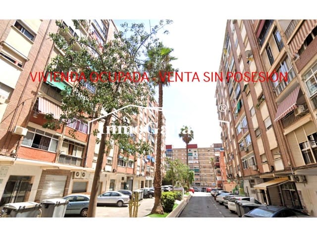 3 soveværelse Lejlighed til salg i Málaga by - € 190.000 (Ref: 9013713)