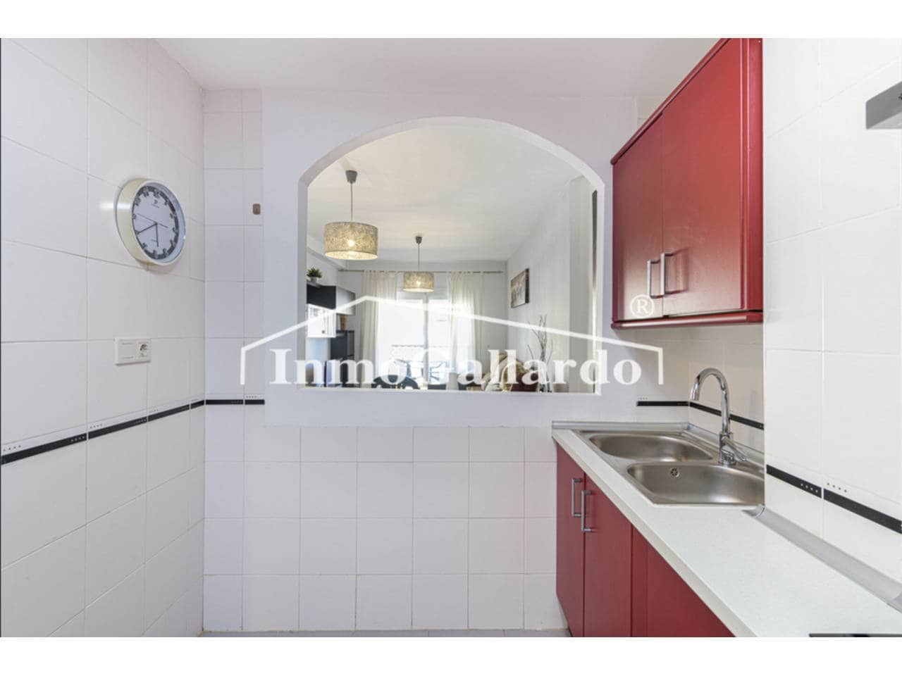 2 soveværelse Lejlighed til salg i Torre de Benagalbon med garage - € 360.000 (Ref: 9017228)