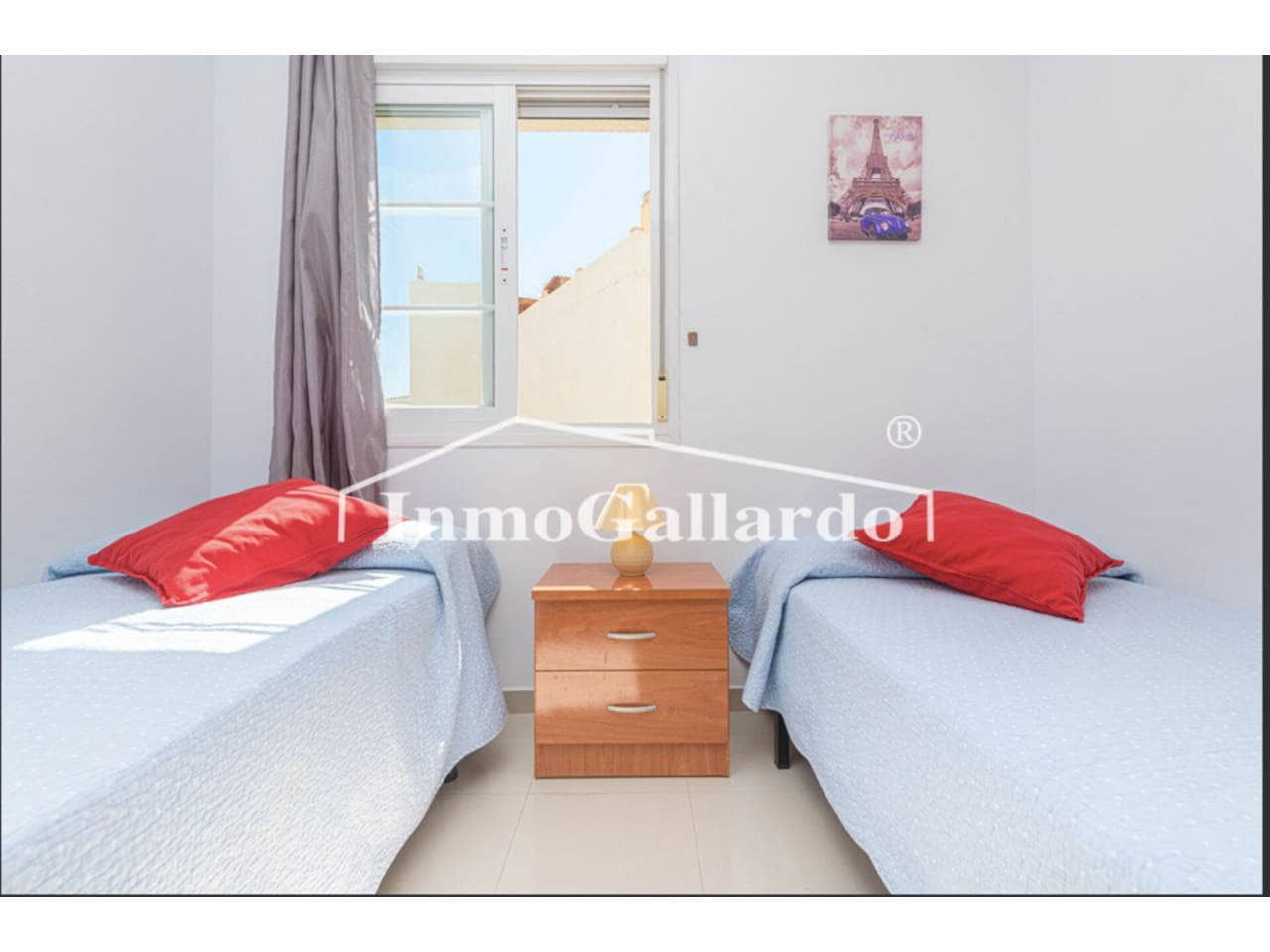 2 soveværelse Lejlighed til salg i Torre de Benagalbon med garage - € 360.000 (Ref: 9017228)