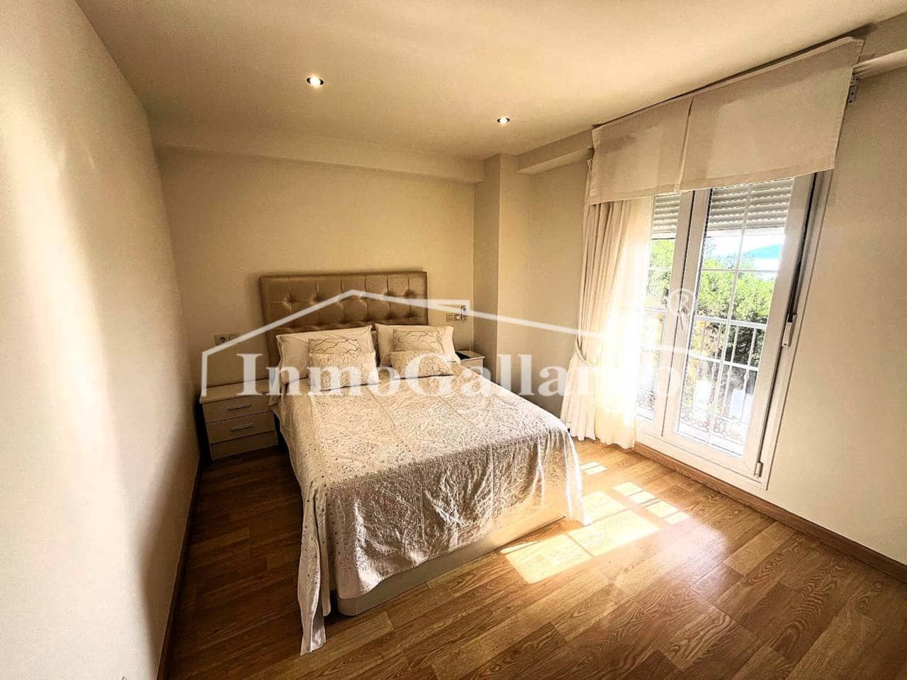 2 sovrum Lägenhet till salu i Torre de Benagalbon med pool garage - 365 000 € (Ref: 9022672)