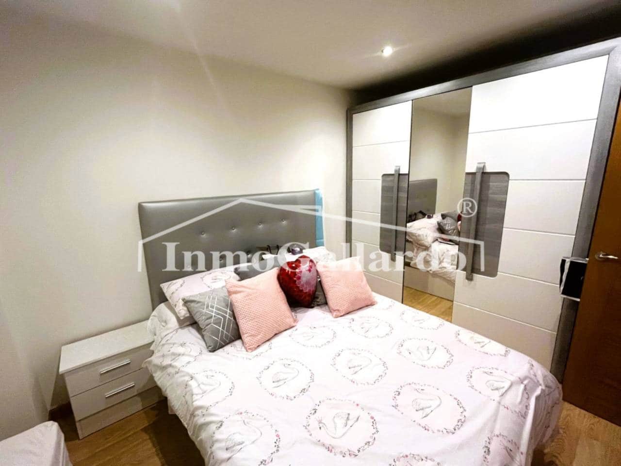 2 sovrum Lägenhet till salu i Torre de Benagalbon med pool garage - 365 000 € (Ref: 9022672)