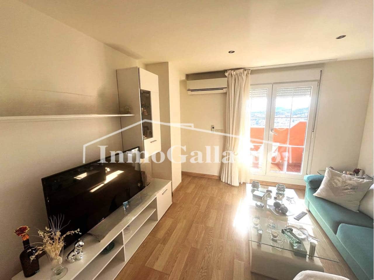 2 sovrum Lägenhet till salu i Torre de Benagalbon med pool garage - 365 000 € (Ref: 9022672)