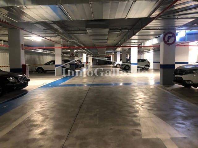 Garage for rent in El Palo, Málaga city - € 140 (Ref: 9031166)