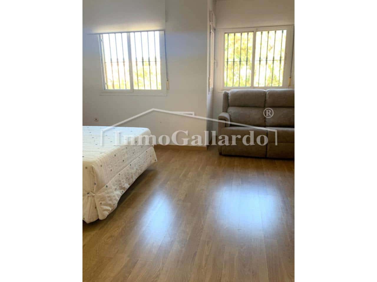 3 soveværelse Rækkehus til leje i Rincon de la Victoria med swimmingpool garage - € 1.390 (Ref: 9034064)