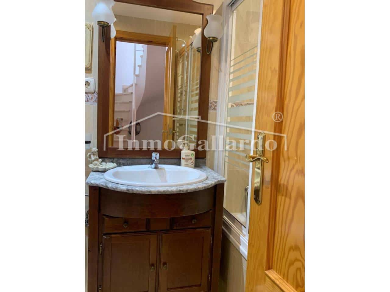 3 soveværelse Rækkehus til leje i Rincon de la Victoria med swimmingpool garage - € 1.390 (Ref: 9034064)