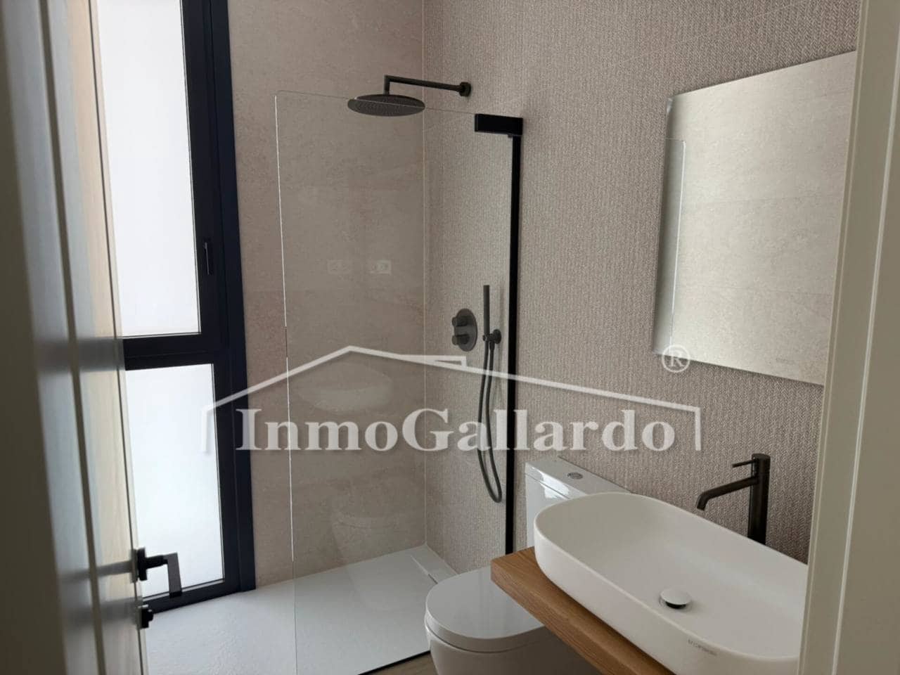 3 sypialnia Willa na sprzedaż w Miasto Malaga z basenem garażem - 1 750 000 € (Ref: 9036236)