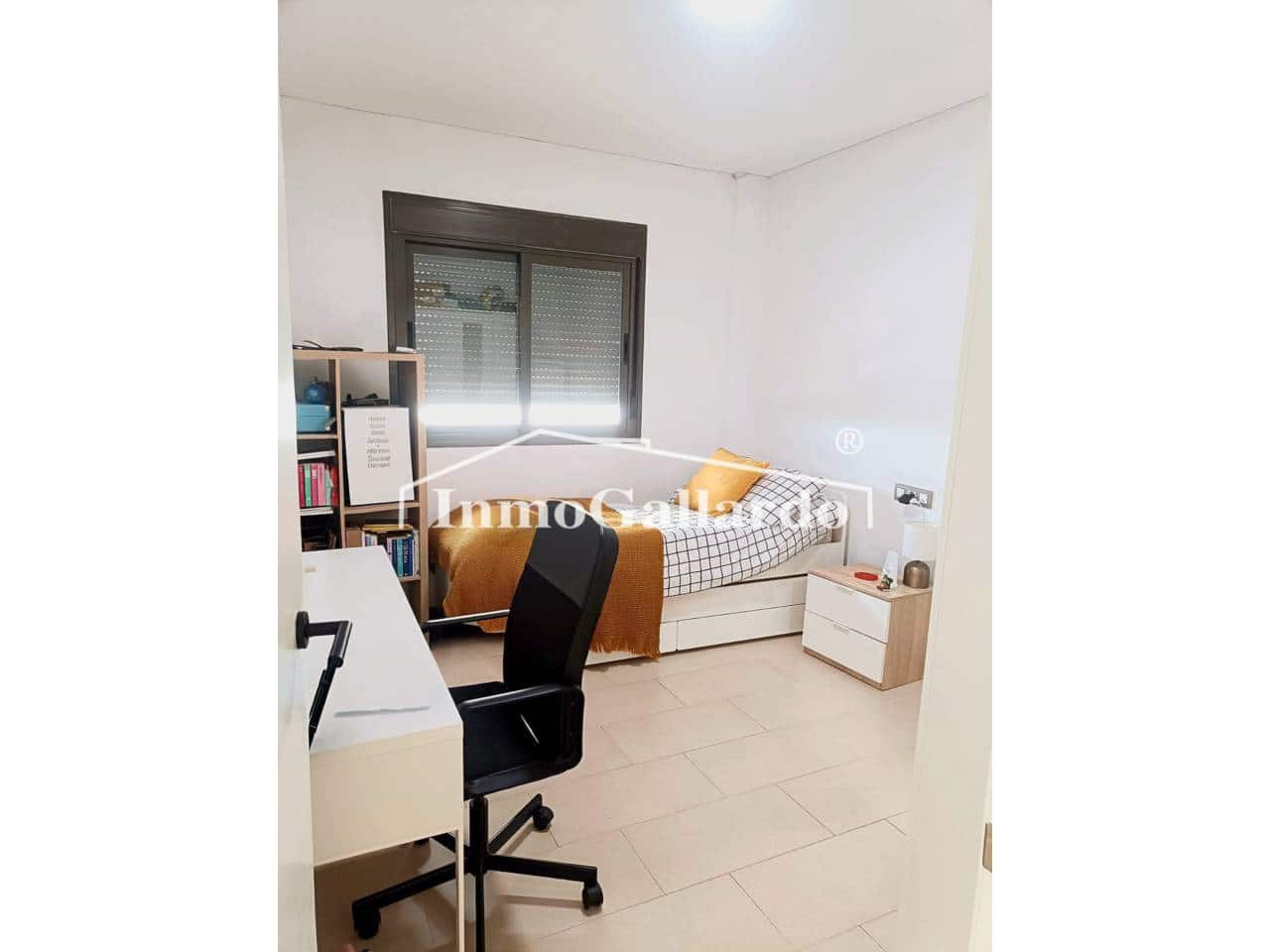 4 soveværelse Rækkehus til salg i Velez-Malaga med swimmingpool garage - € 415.000 (Ref: 9058704)