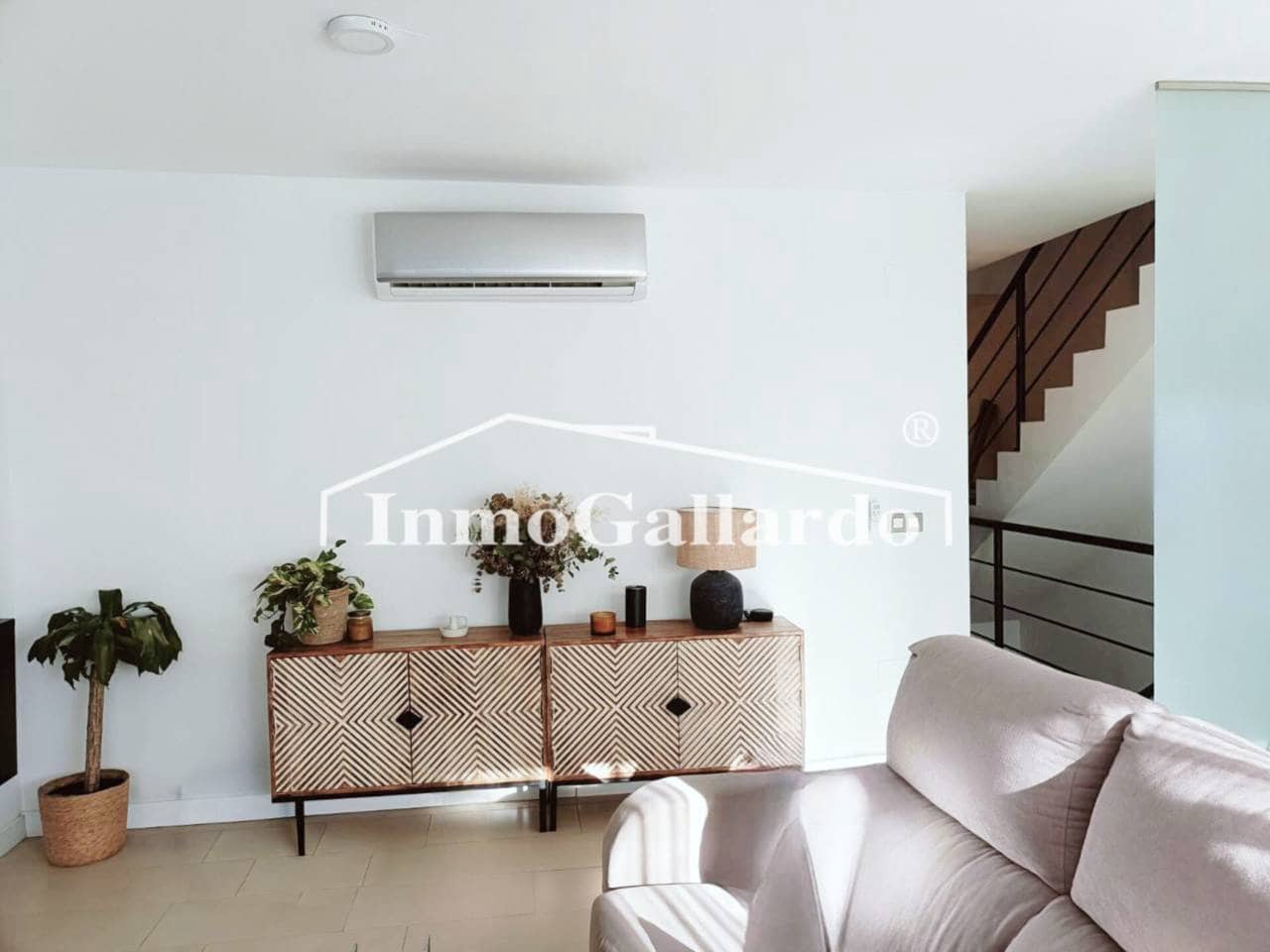 4 soveværelse Rækkehus til salg i Velez-Malaga med swimmingpool garage - € 415.000 (Ref: 9058704)