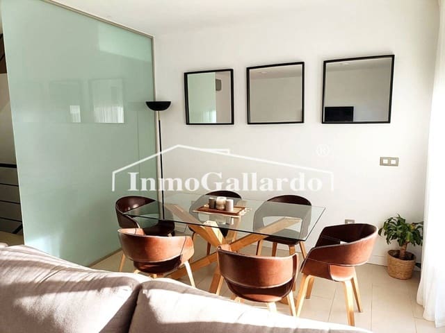 4 sypialnia Dom szeregowy na sprzedaż w Vélez-Málaga z basenem garażem - 415 000 € (Ref: 9058704)