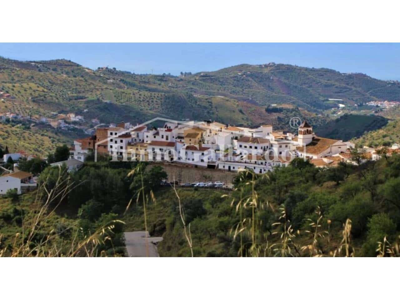 4 soveværelse Byhus til salg i Moclinejo med garage - € 179.000 (Ref: 9064821)