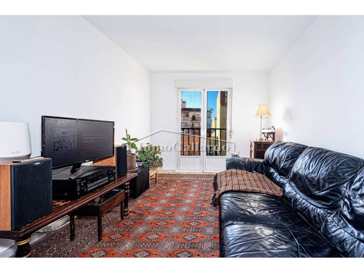 2 soveværelse Lejlighed til salg i Malaga by med garage - € 276.000 (Ref: 9074690)