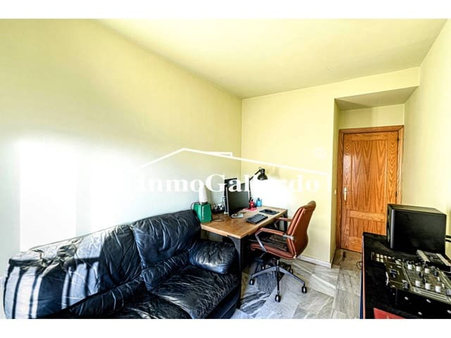 2 soveværelse Lejlighed til salg i Málaga by med garage - € 276.000 (Ref: 9074690)