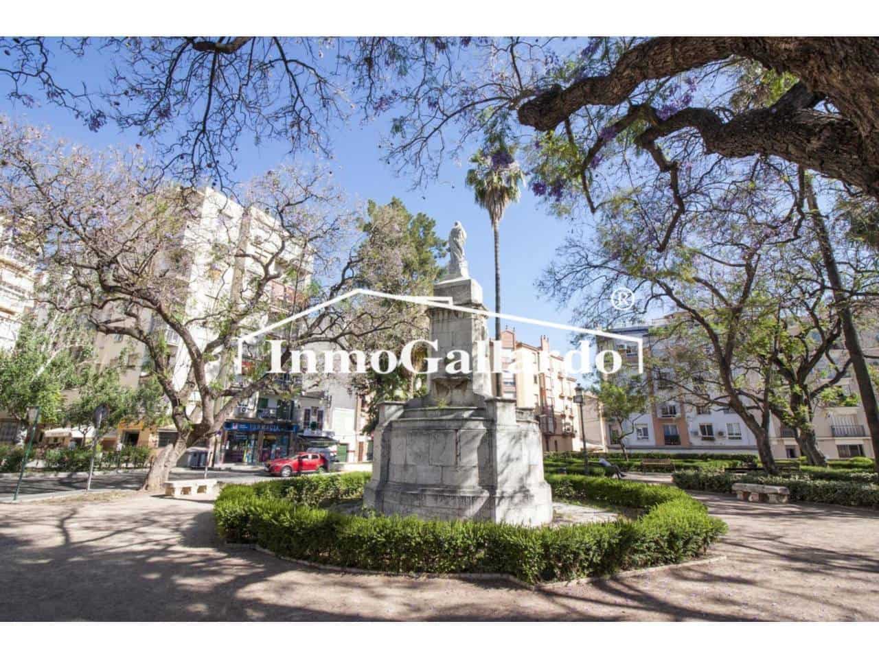 2 soveværelse Lejlighed til salg i Malaga by med garage - € 276.000 (Ref: 9074690)