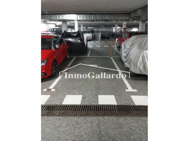 Garage à vendre à Vélez-Málaga - 19 000 € (Ref: 9104169)