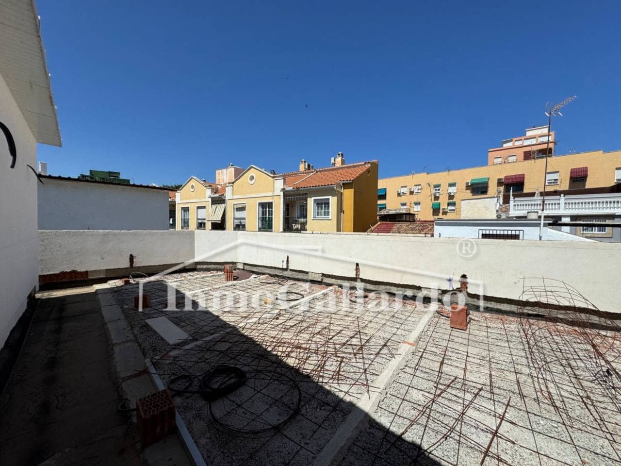 3 Zimmer Villa zu verkaufen in Malaga Stadt - 390.000 € (Ref: 9106175)