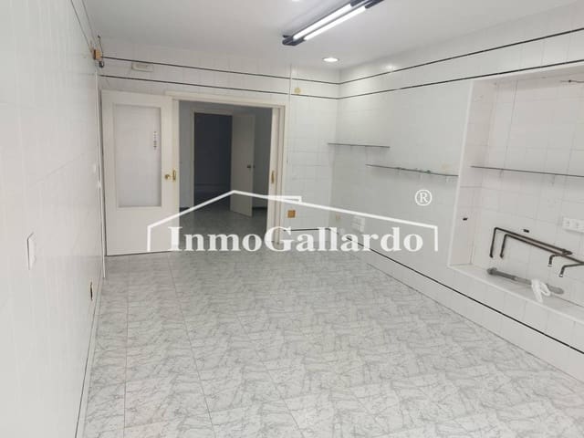 Commerciale in vendita in Vélez-Málaga - 144.000 € (Rif: 9108360)