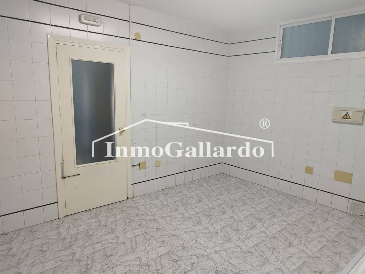 Erhverv til salg i Velez-Malaga - € 144.000 (Ref: 9108360)