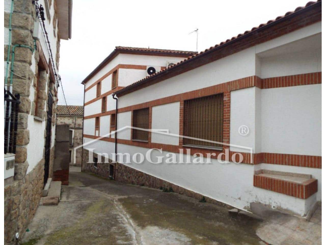 4 bedroom Restaurant/Bar for sale in Mejorada - € 402,990 (Ref: 9111742)