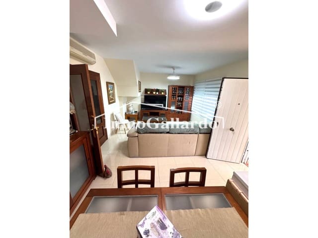 4 chambre Villa/Maison Mitoyenne à vendre à Rincón de la Victoria avec piscine garage - 456 000 € (Ref: 9153542)