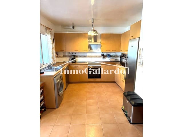 4 chambre Villa/Maison Mitoyenne à vendre à Rincón de la Victoria avec piscine garage - 456 000 € (Ref: 9153542)