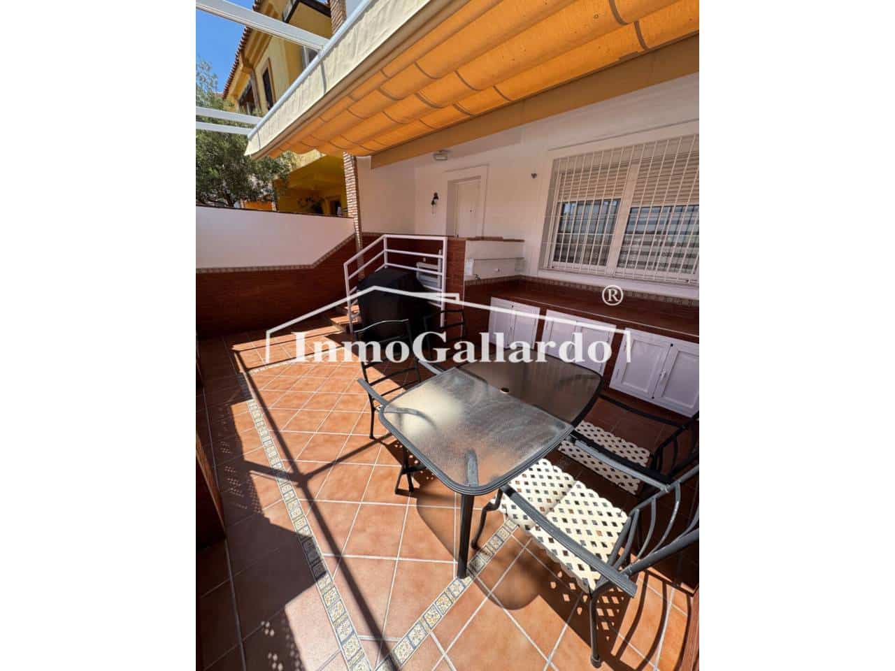 4 soveværelse Rækkehus til salg i Rincon de la Victoria med swimmingpool garage - € 456.000 (Ref: 9153542)