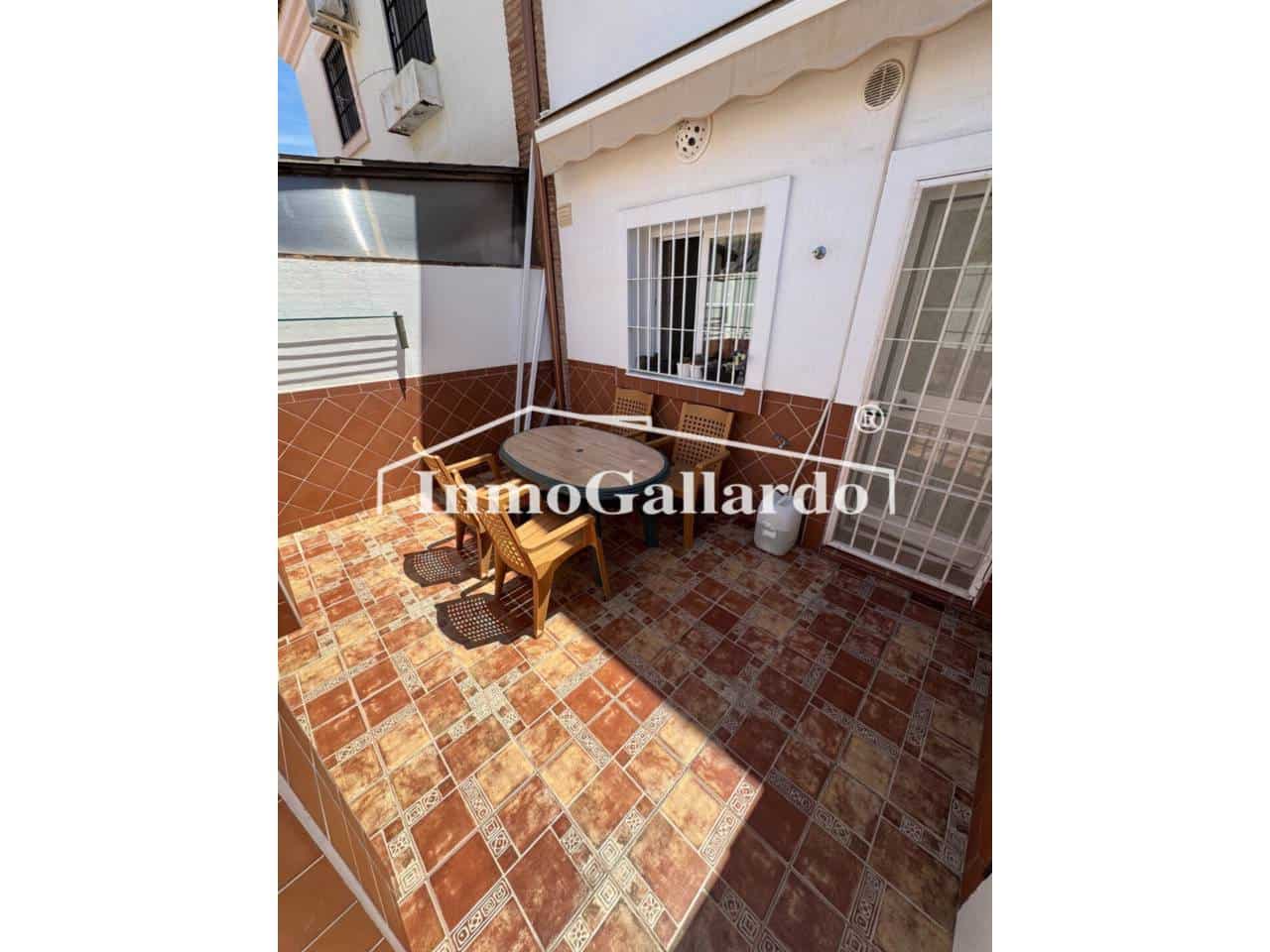 4 soveværelse Rækkehus til salg i Rincon de la Victoria med swimmingpool garage - € 456.000 (Ref: 9153542)