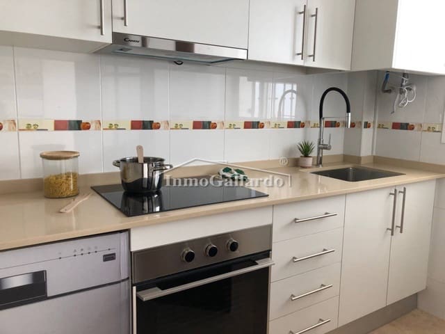 Piso de 3 habitaciones en Cómpeta en venta con piscina garaje - 183.000 € (Ref: 9161963)