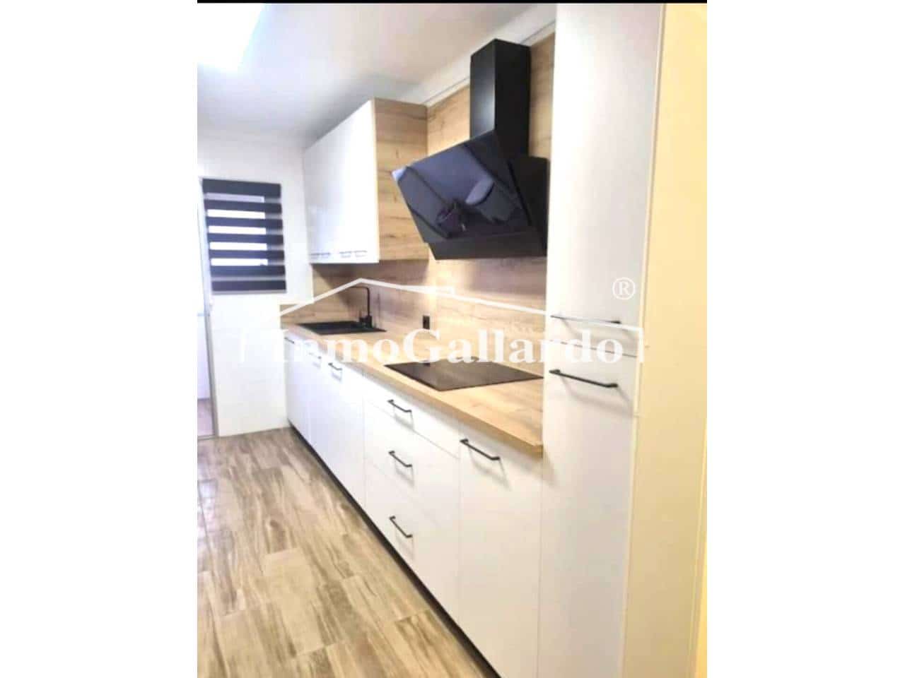 2 slaapkamer Flat te koop in Rincon de la Victoria met zwembad - € 339.400 (Ref: 9161964)