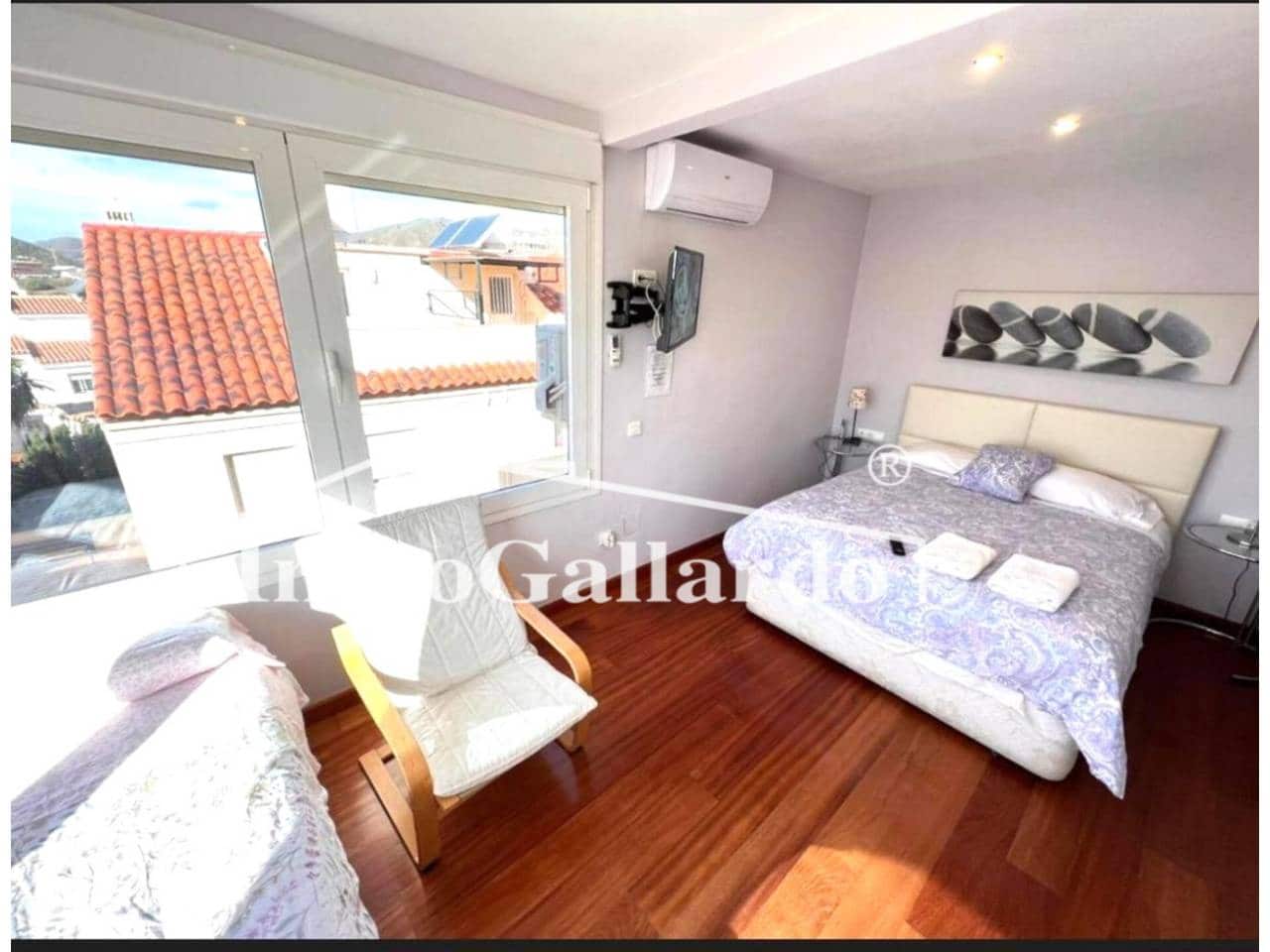 4 soveværelse Rækkehus til salg i Rincon de la Victoria med swimmingpool garage - € 519.600 (Ref: 9187895)