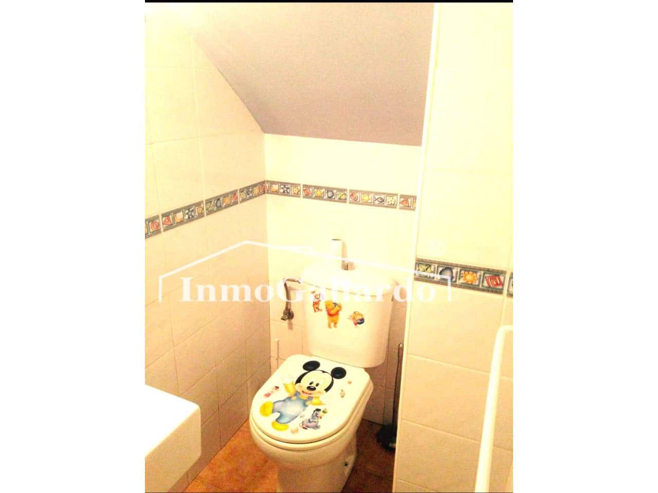 4 soveværelse Rækkehus til salg i Rincon de la Victoria med swimmingpool garage - € 519.600 (Ref: 9187895)