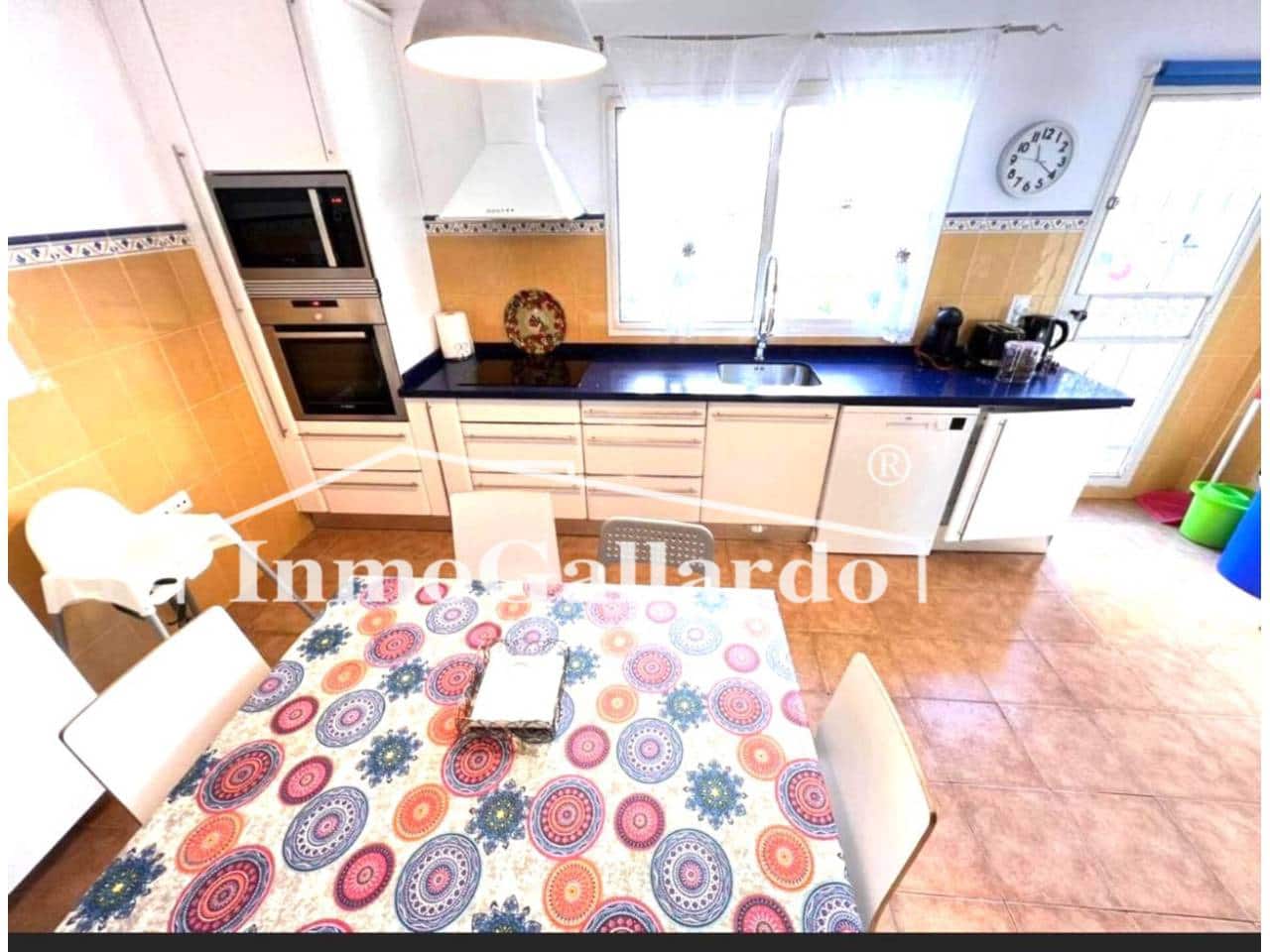 4 soveværelse Rækkehus til salg i Rincon de la Victoria med swimmingpool garage - € 519.600 (Ref: 9187895)