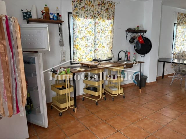 2 soverom Hus til salgs i Pinares de San Antón, Málaga by med garasje - € 122 000 (Ref: 9187896)