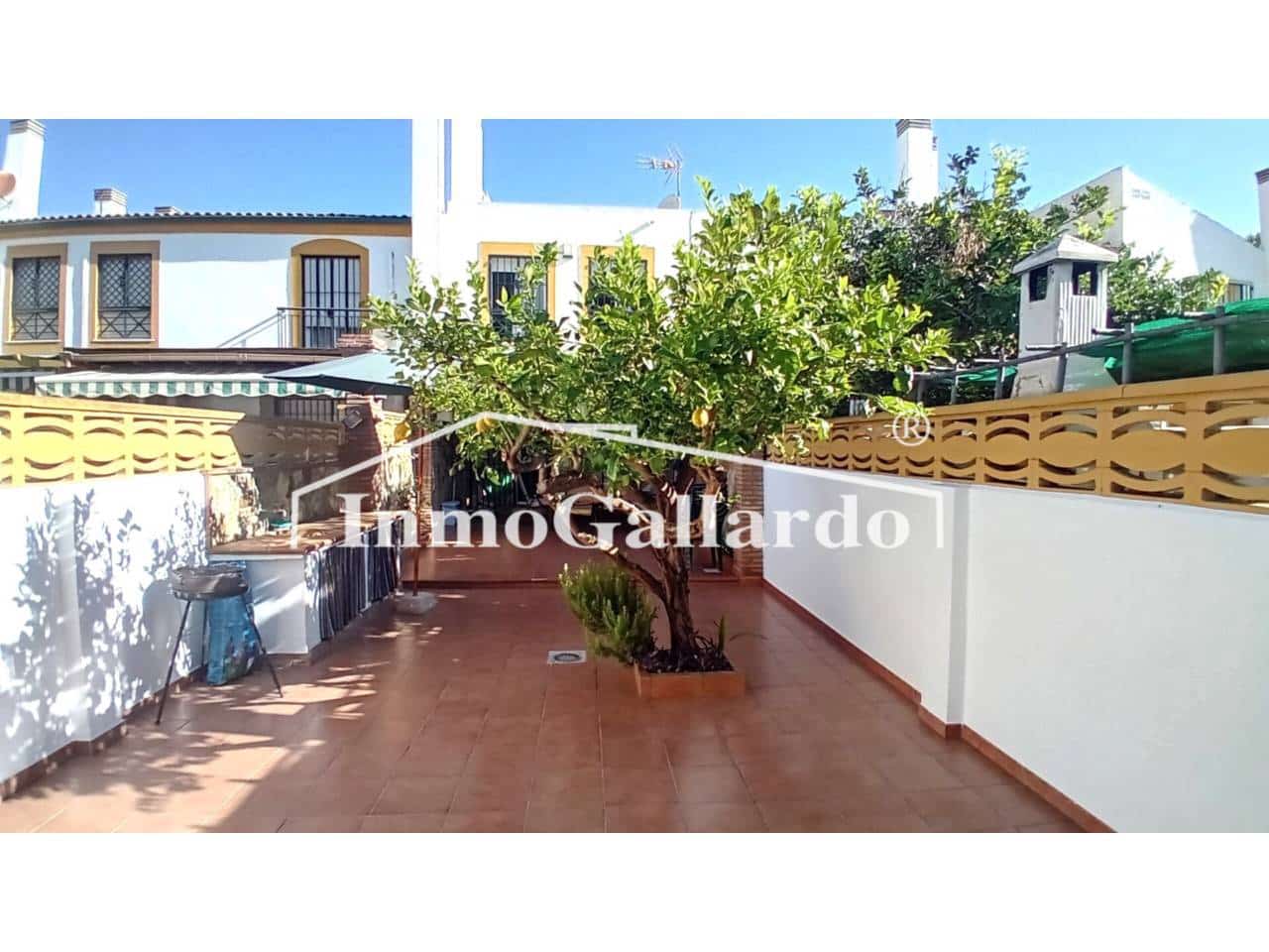 3 sypialnia Dom szeregowy do wynajęcia w Velez-Malaga z basenem garażem - 1 100 € (Ref: 9192033)