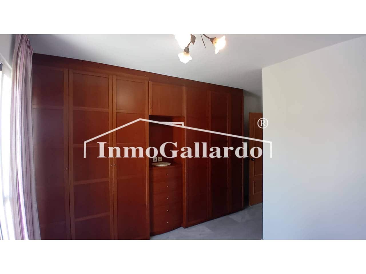 3 sypialnia Dom szeregowy do wynajęcia w Velez-Malaga z basenem garażem - 1 100 € (Ref: 9192033)