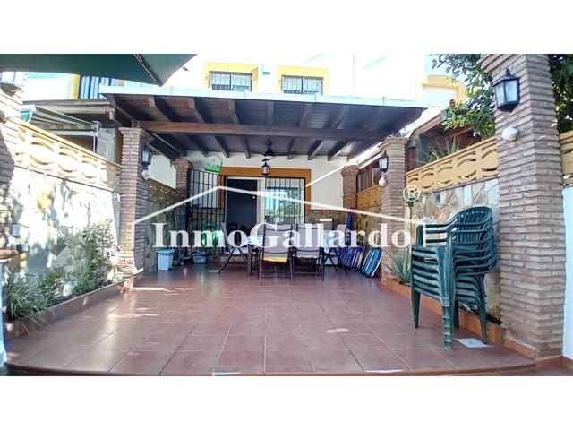 3 sovrum Radhus att hyra i Vélez-Málaga med pool garage - 1 100 € (Ref: 9192033)